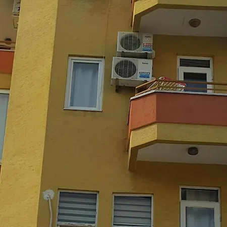 Merkez 1+1 Full Esyali Daire *